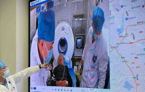 中央監護/5G急診急救天榮醫療-5G加速度，上車即入院！