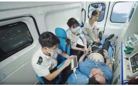智能急救系統/120急救轉運監護天榮醫療-贛州市急救120，實現“上車即入院”及院前院內急救診療一體化
